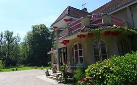 Domaine de L'Arche de René au LAC DU DER