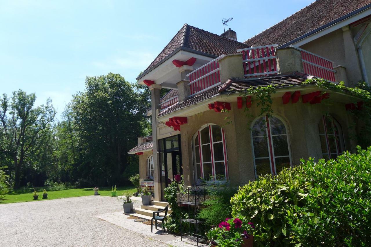 Domaine de L'Arche de René au LAC DU DER Sainte-Liviere Extérieur photo